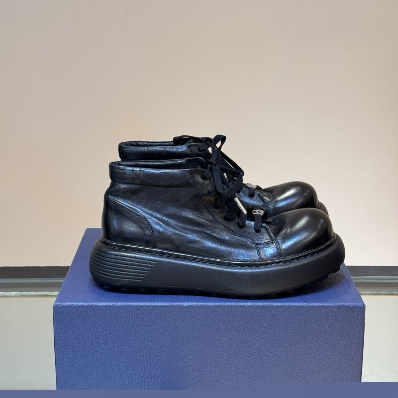 ch**an D*or casual shoes